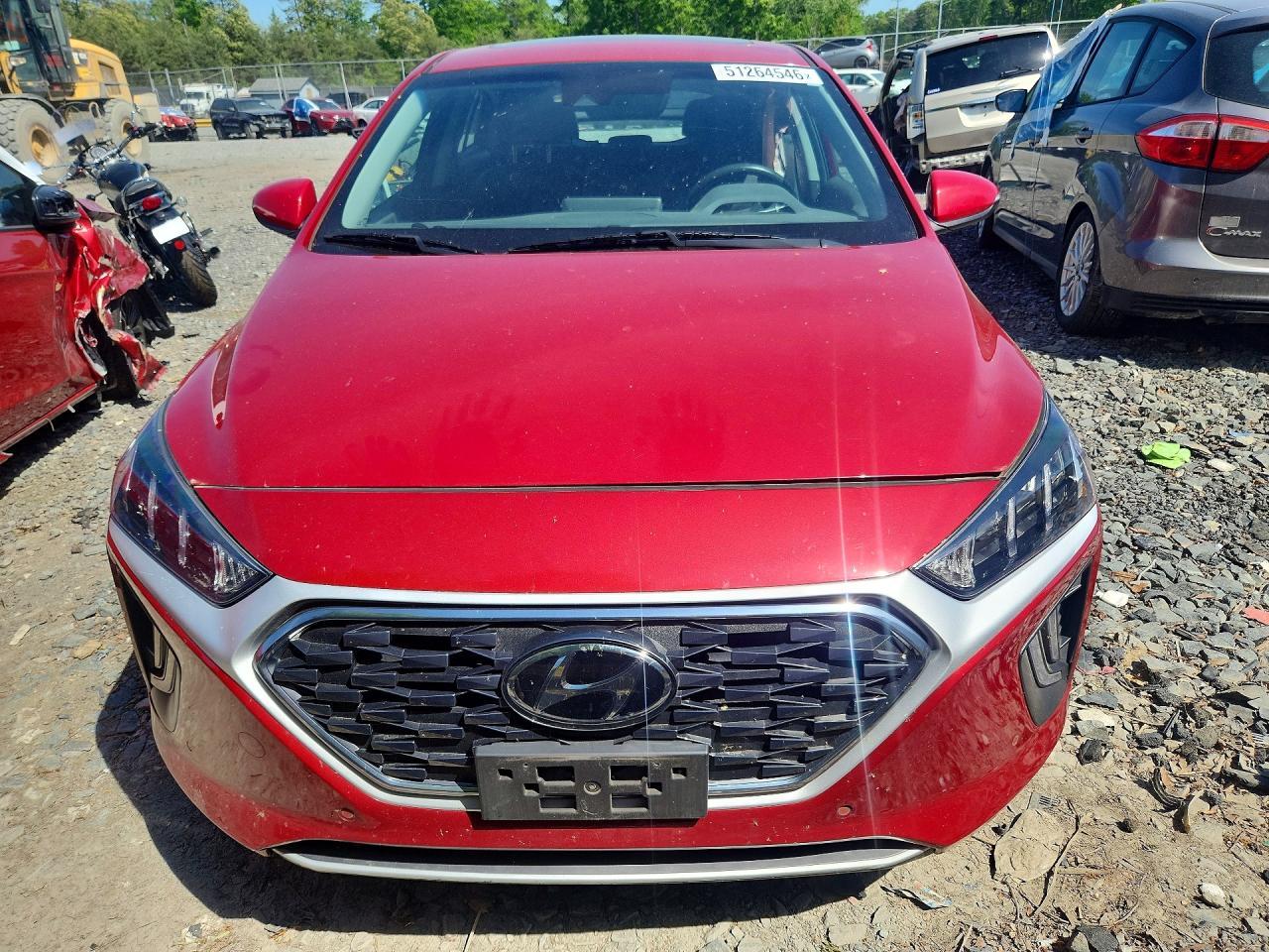 2020 Hyundai Ioniq Limited - Image 5