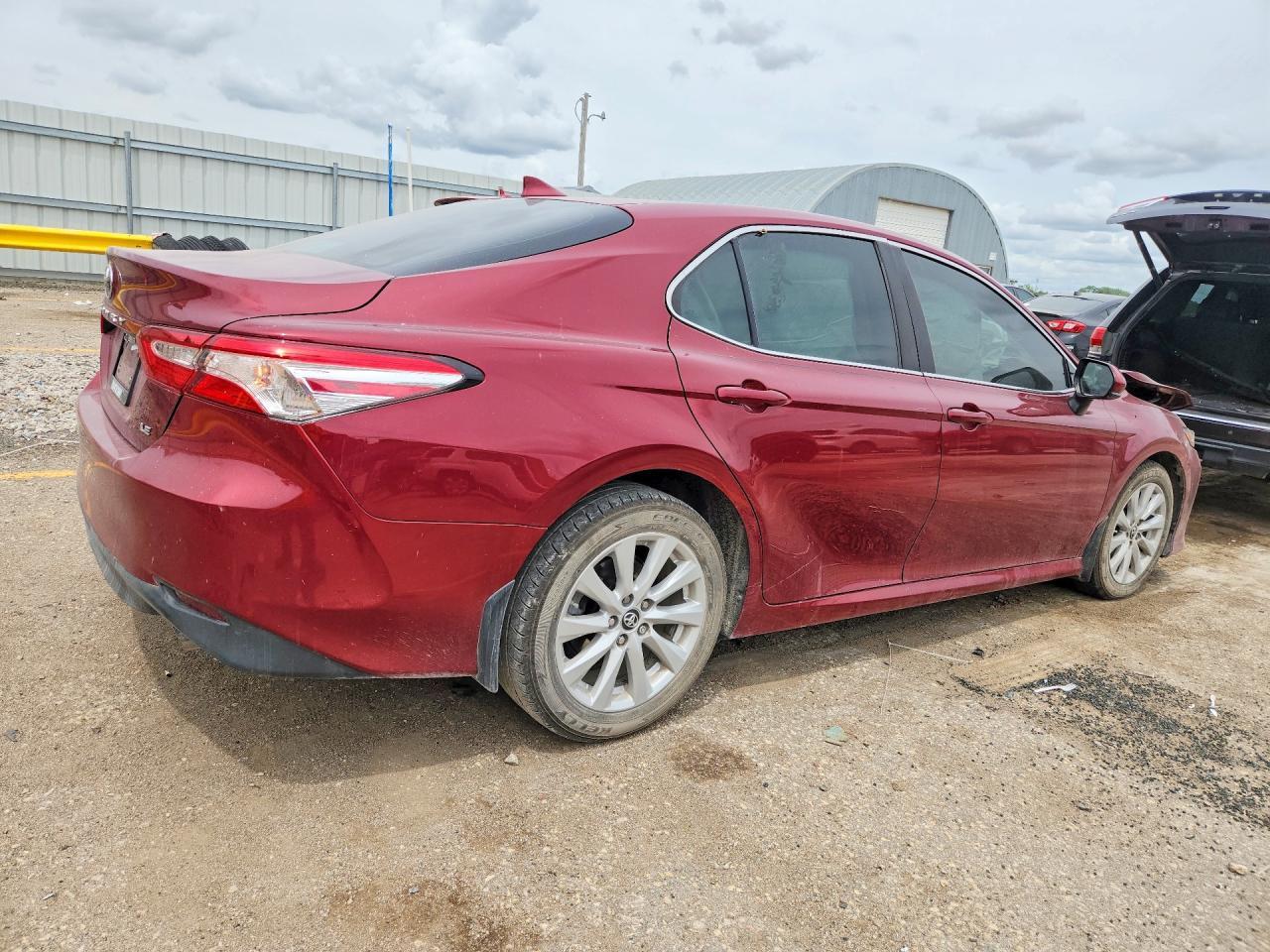 2019 Toyota Camry Le - Image 3