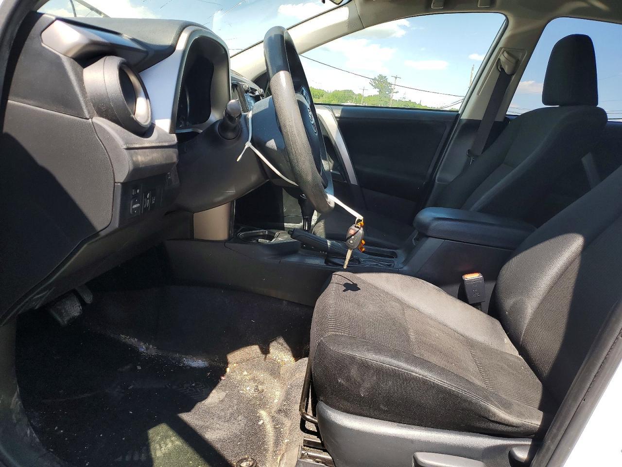 2017 Toyota Rav4 Le - Фото 7