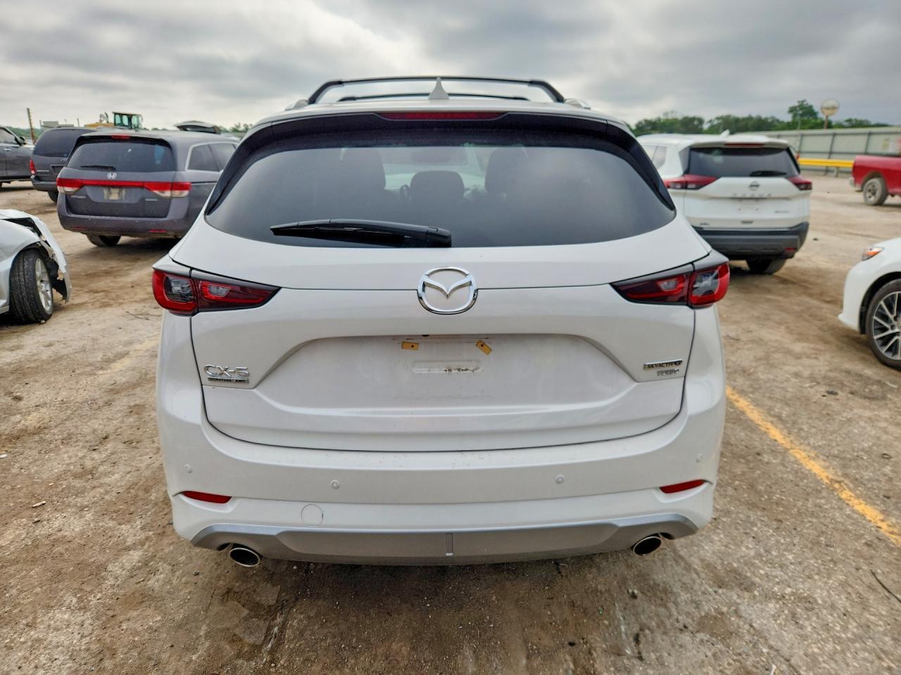 2025 Mazda Cx-5 Signature - Image 6