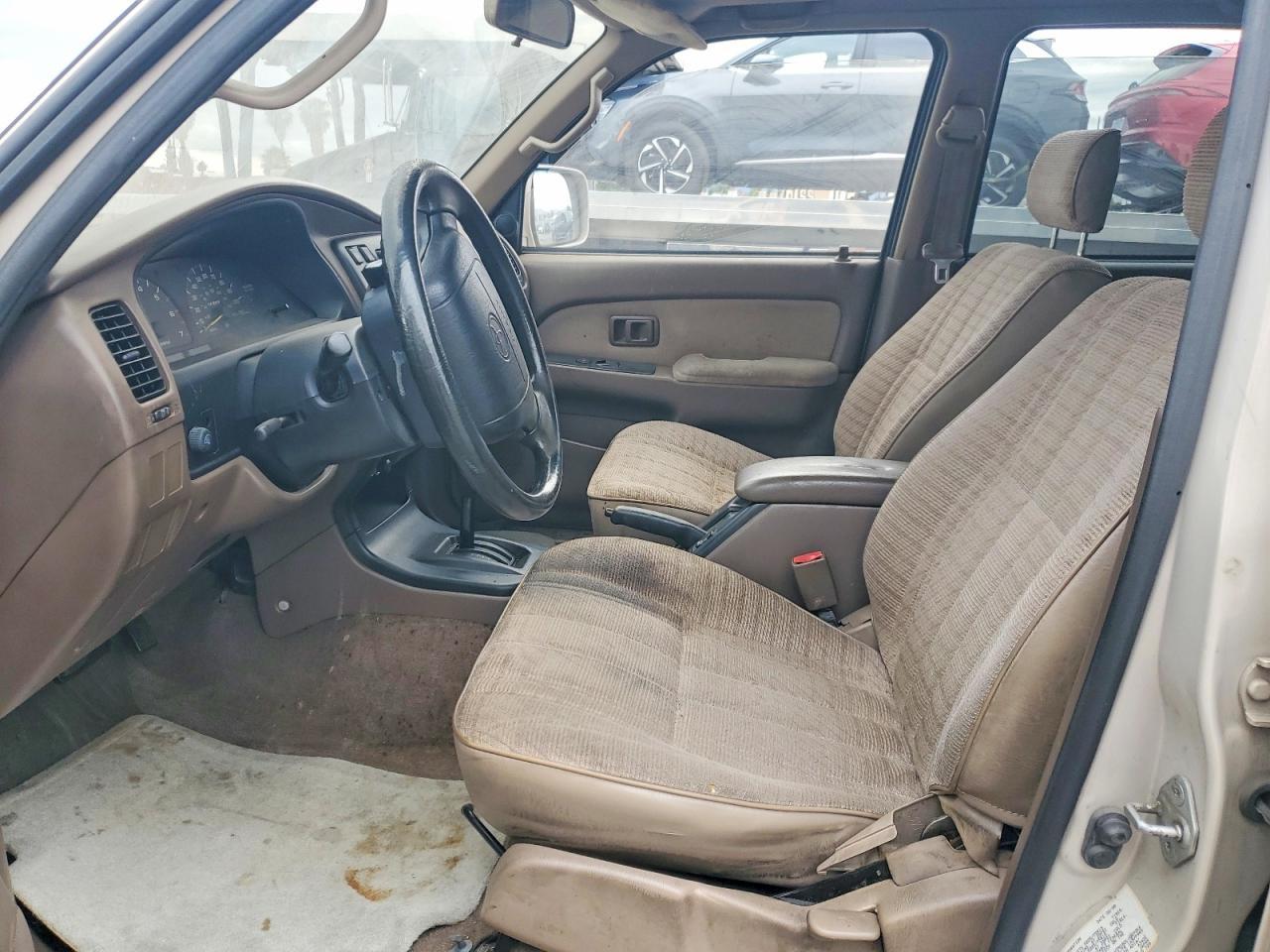 1996 Toyota 4Runner - Фото 7