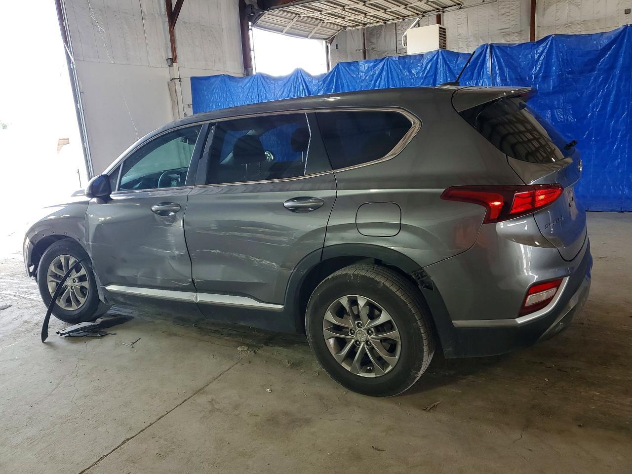 2019 Hyundai Santa Fe Se - Фото 2