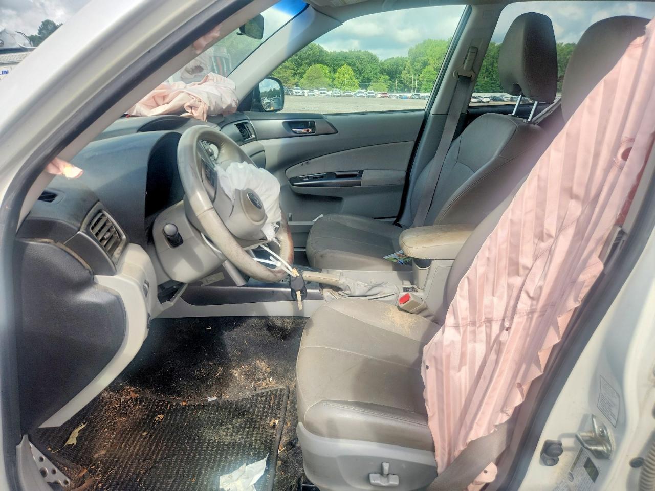 2012 Subaru Forester Touring - Image 7