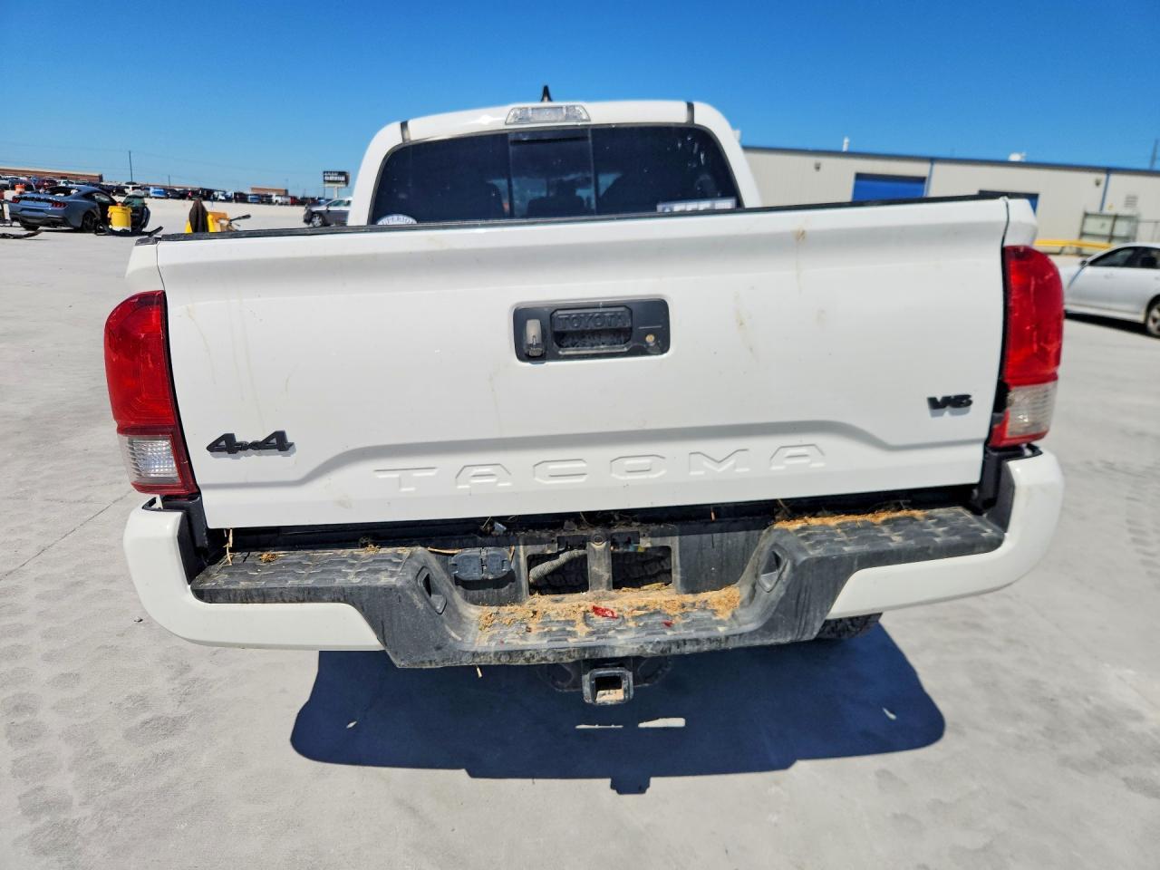 2021 Toyota Tacoma Sr5 V6 - Фото 6
