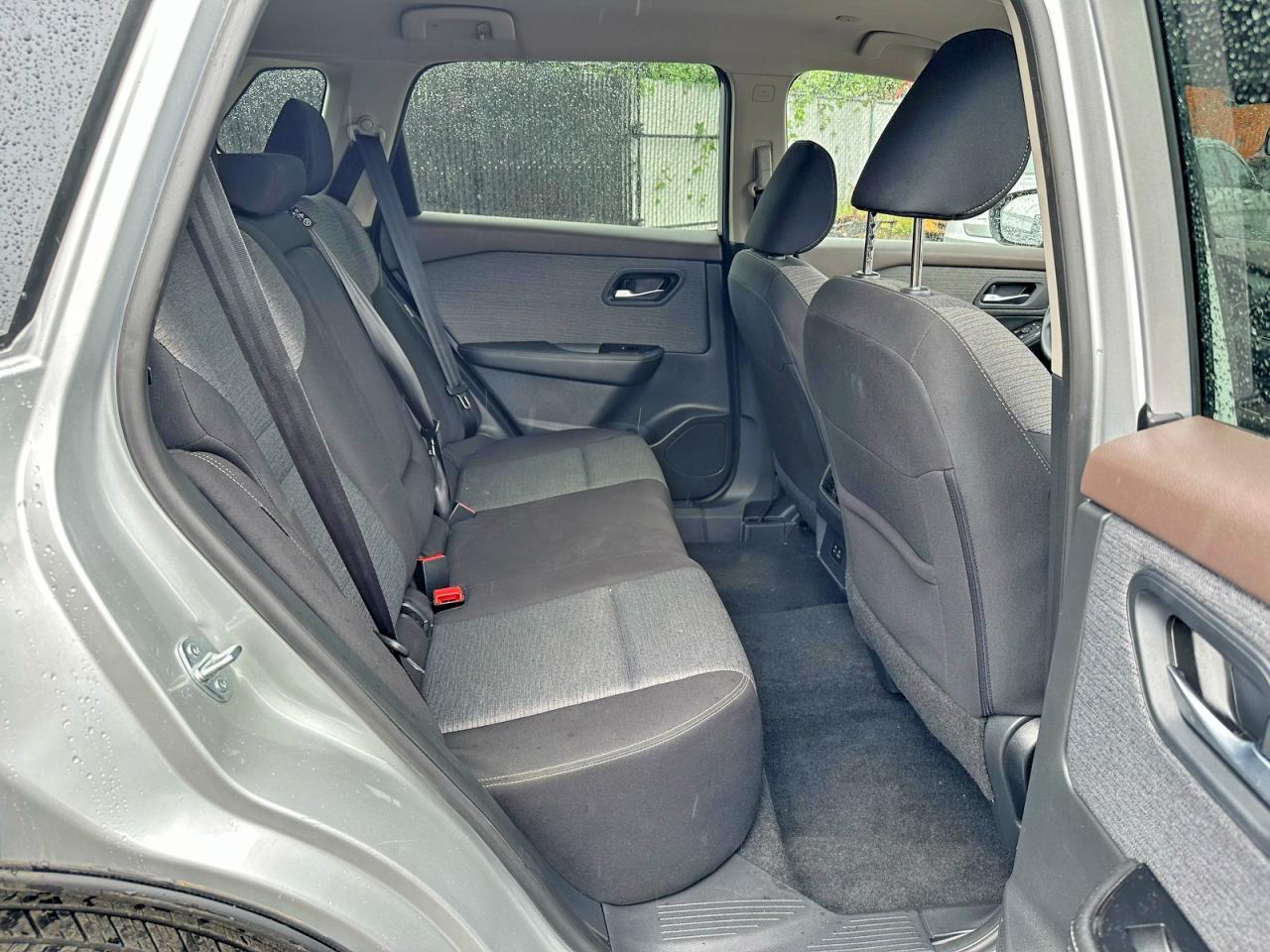 2023 Nissan Rogue Sv - Фото 6