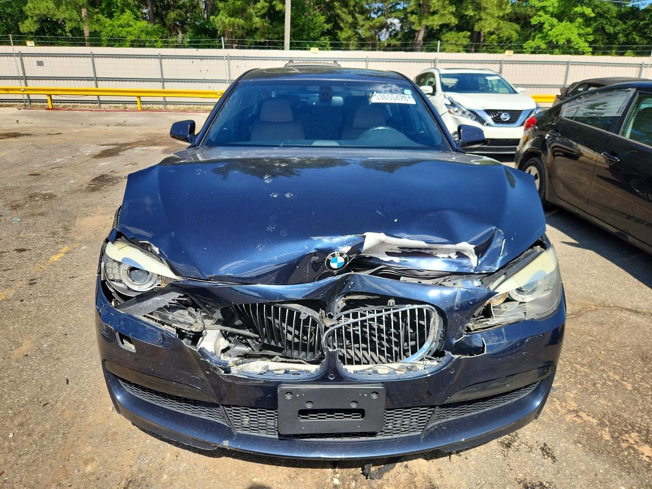 2011 BMW 740 Li - Фото 5