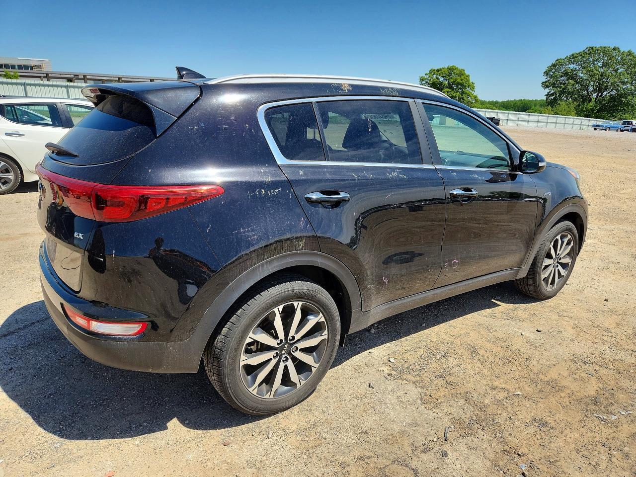 2018 Kia Sportage Ex - Image 3