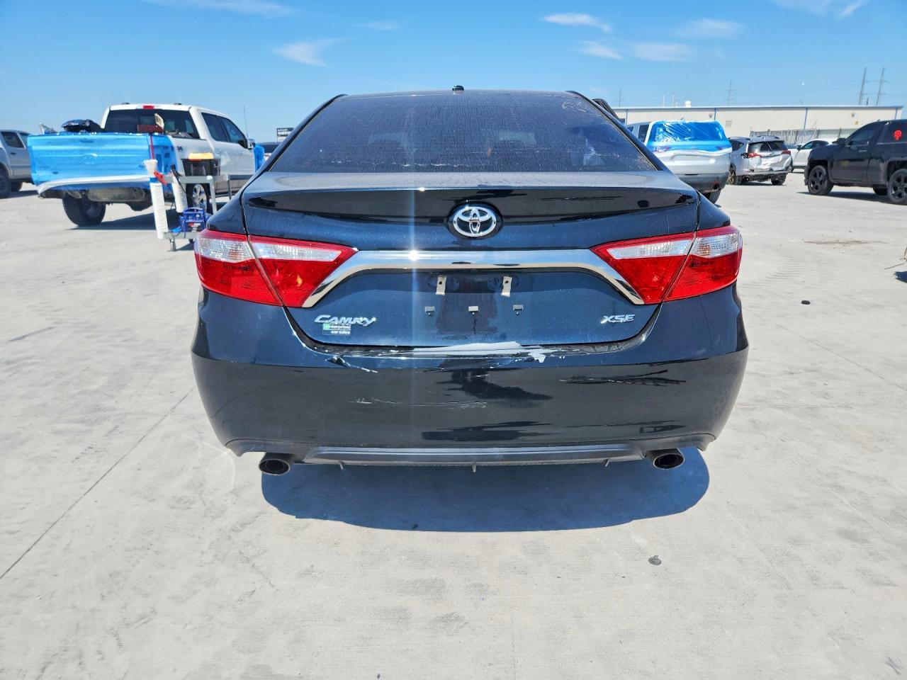 2017 Toyota Camry Xse V6 - Фото 6