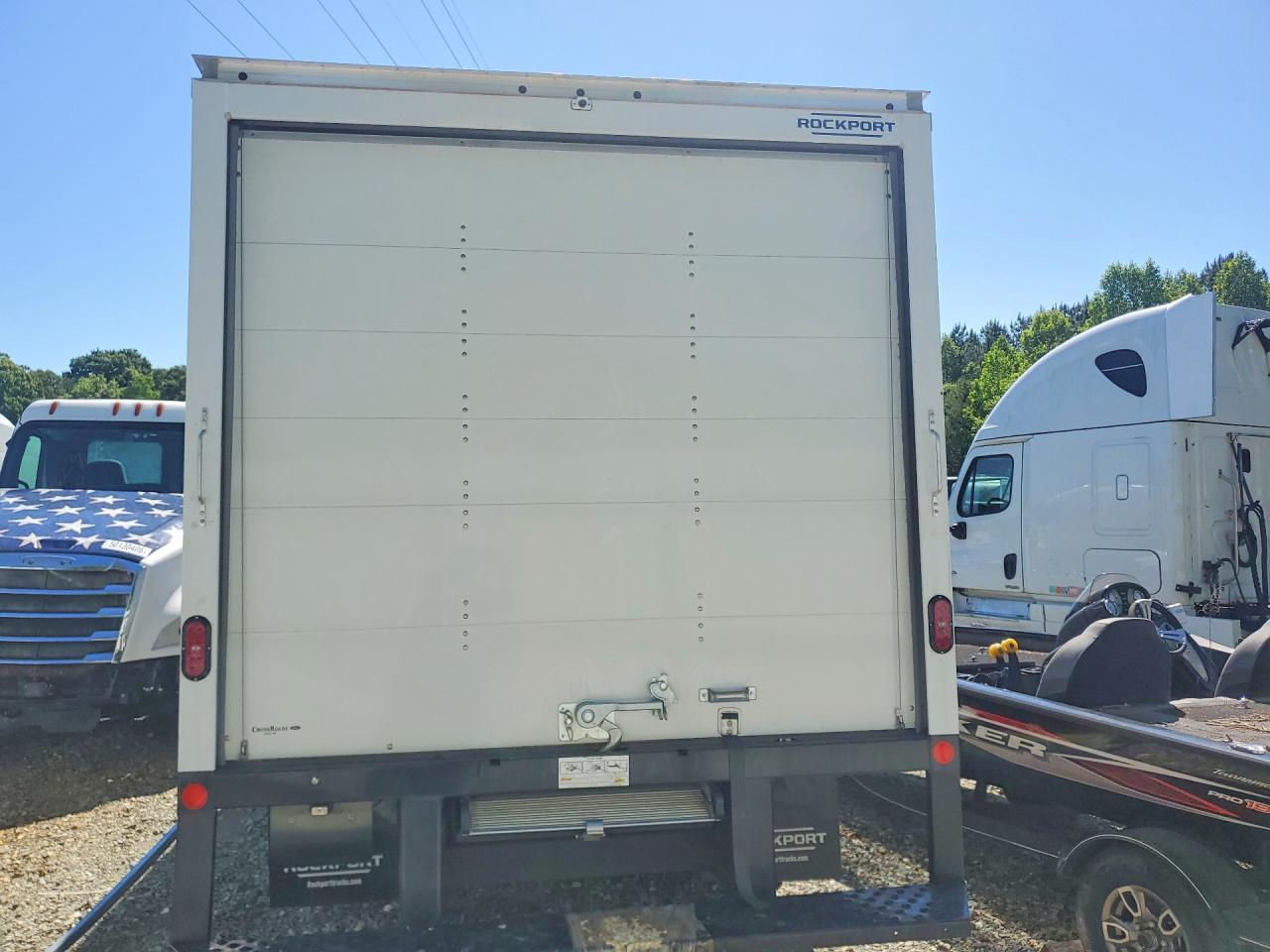 2026 Ford E350 - Box Truck - Image 6