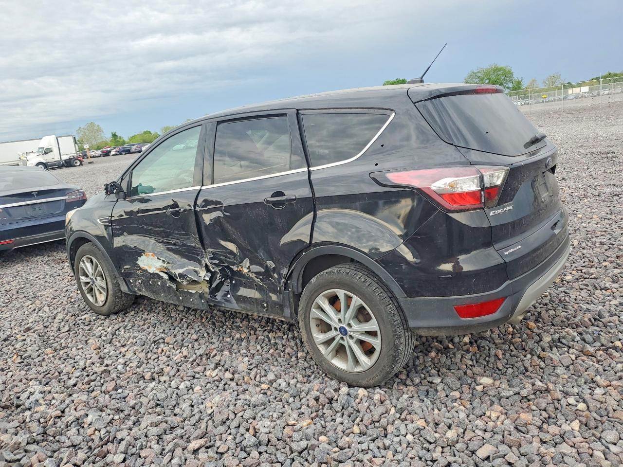 2017 Ford Escape Se - Image 2