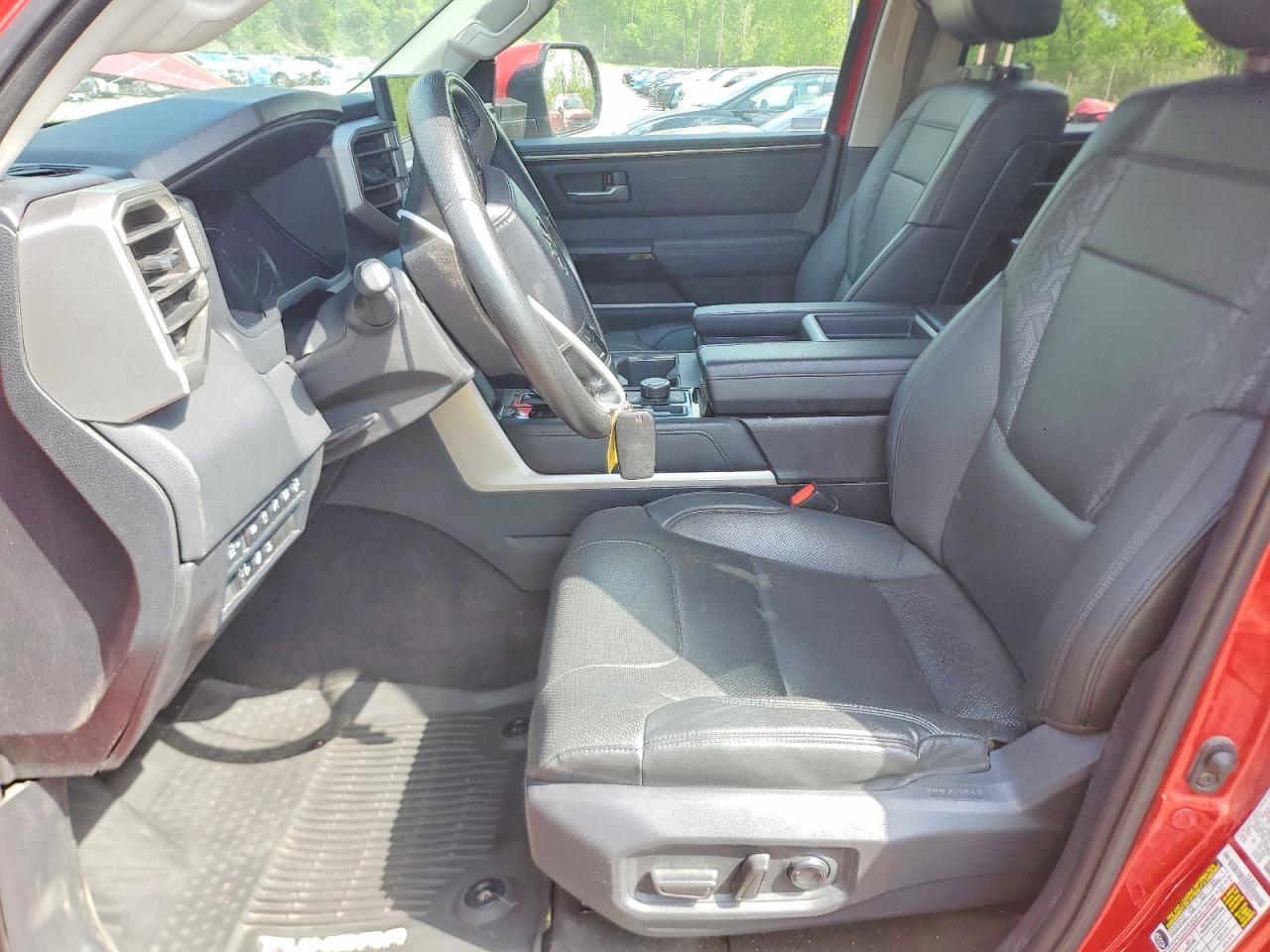2022 Toyota Tundra Limited - Image 7