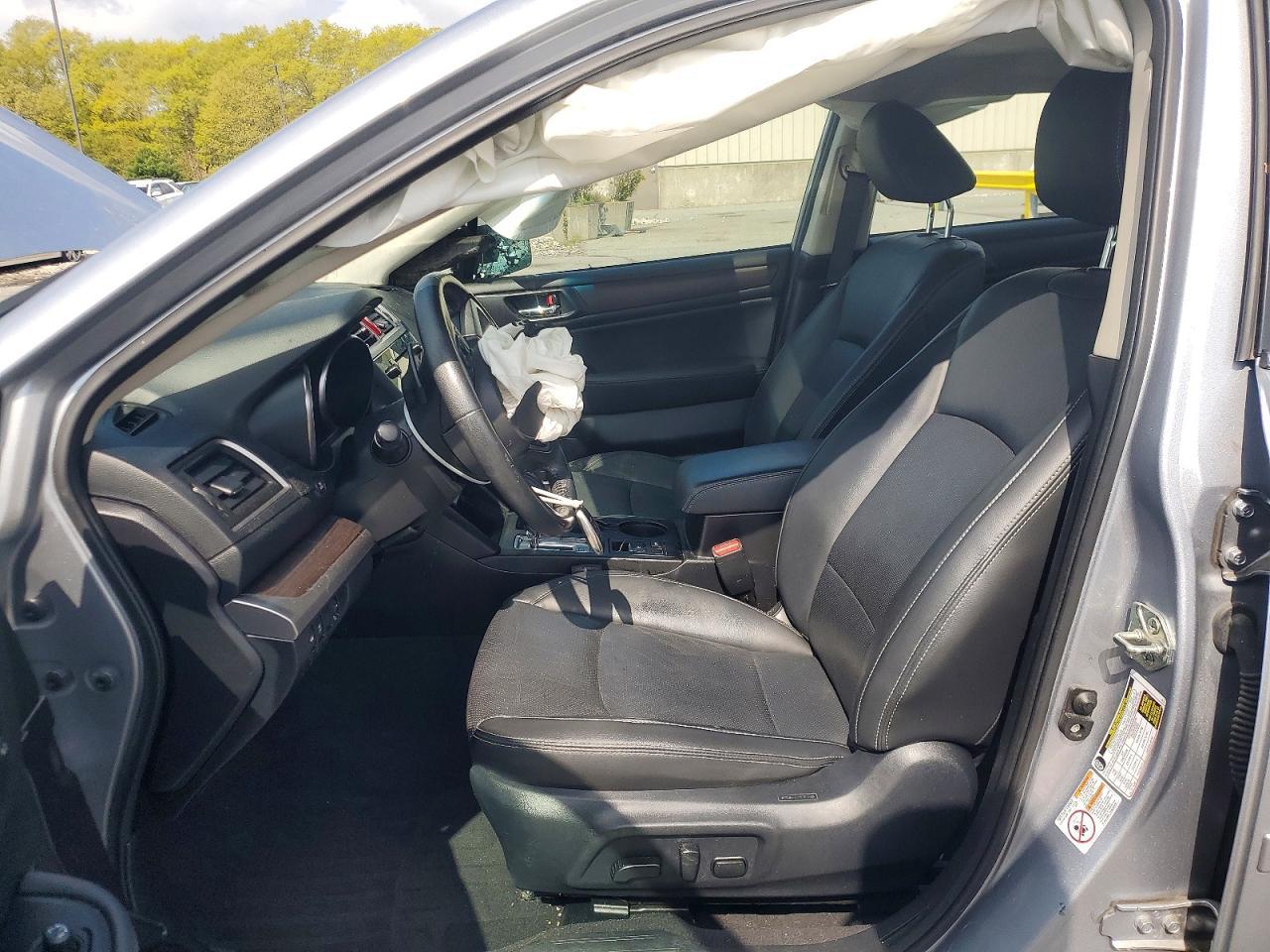 2017 Subaru Legacy 3.6R Limited - Image 7