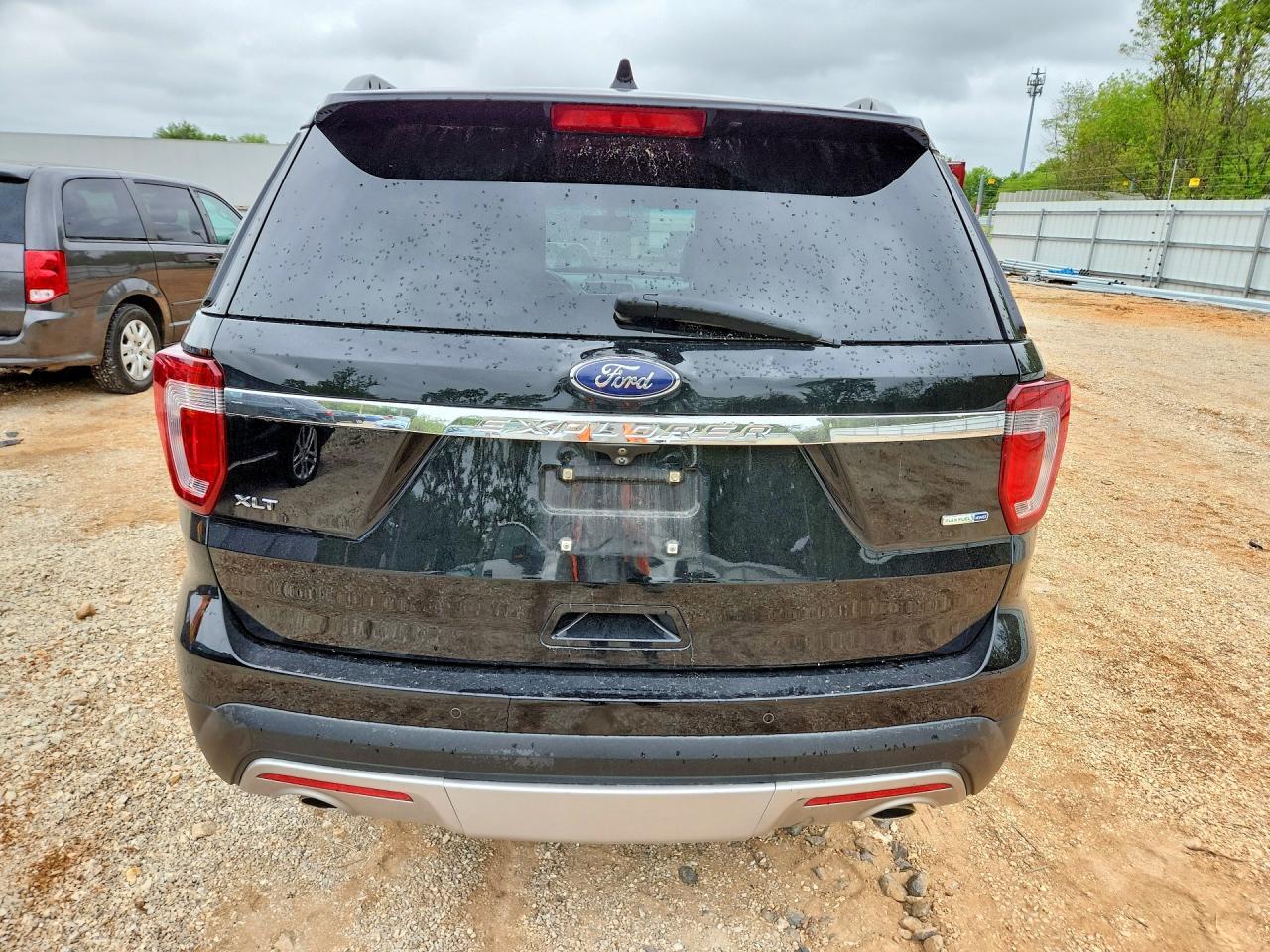 2016 Ford Explorer Xlt - Image 6