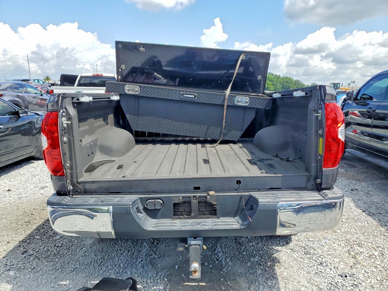 2020 Toyota Tundra Sr5 - Image 6