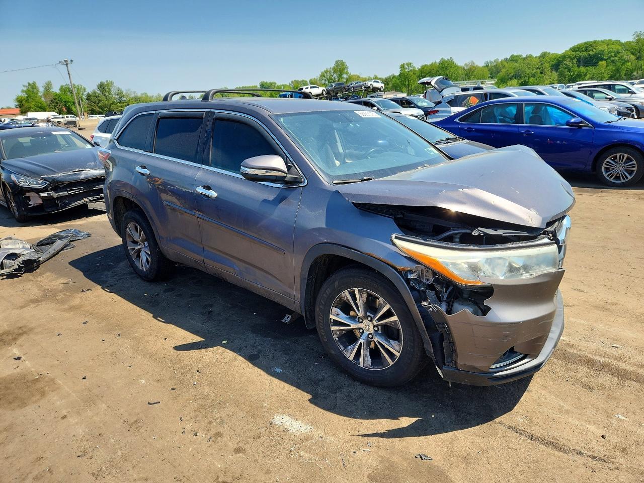2014 Toyota Highlander Le Plus - Фото 4