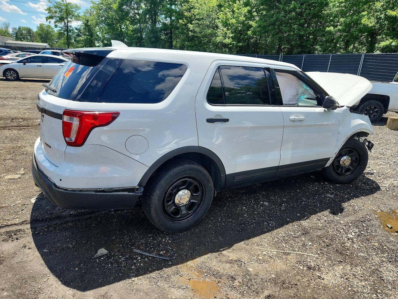 2017 Ford Explorer Police Interceptor - Image 3