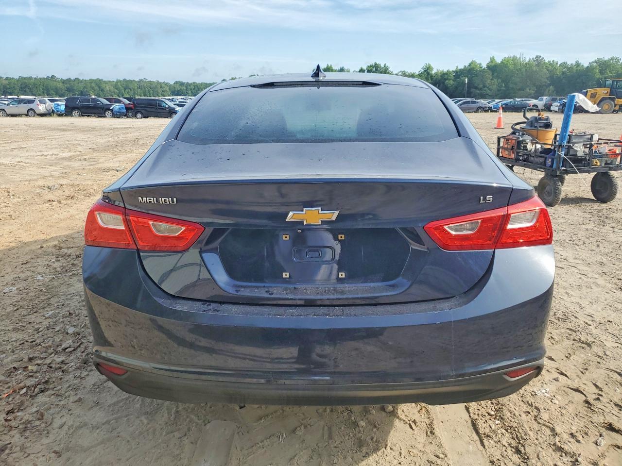 2016 Chevrolet Malibu Ls - Image 6