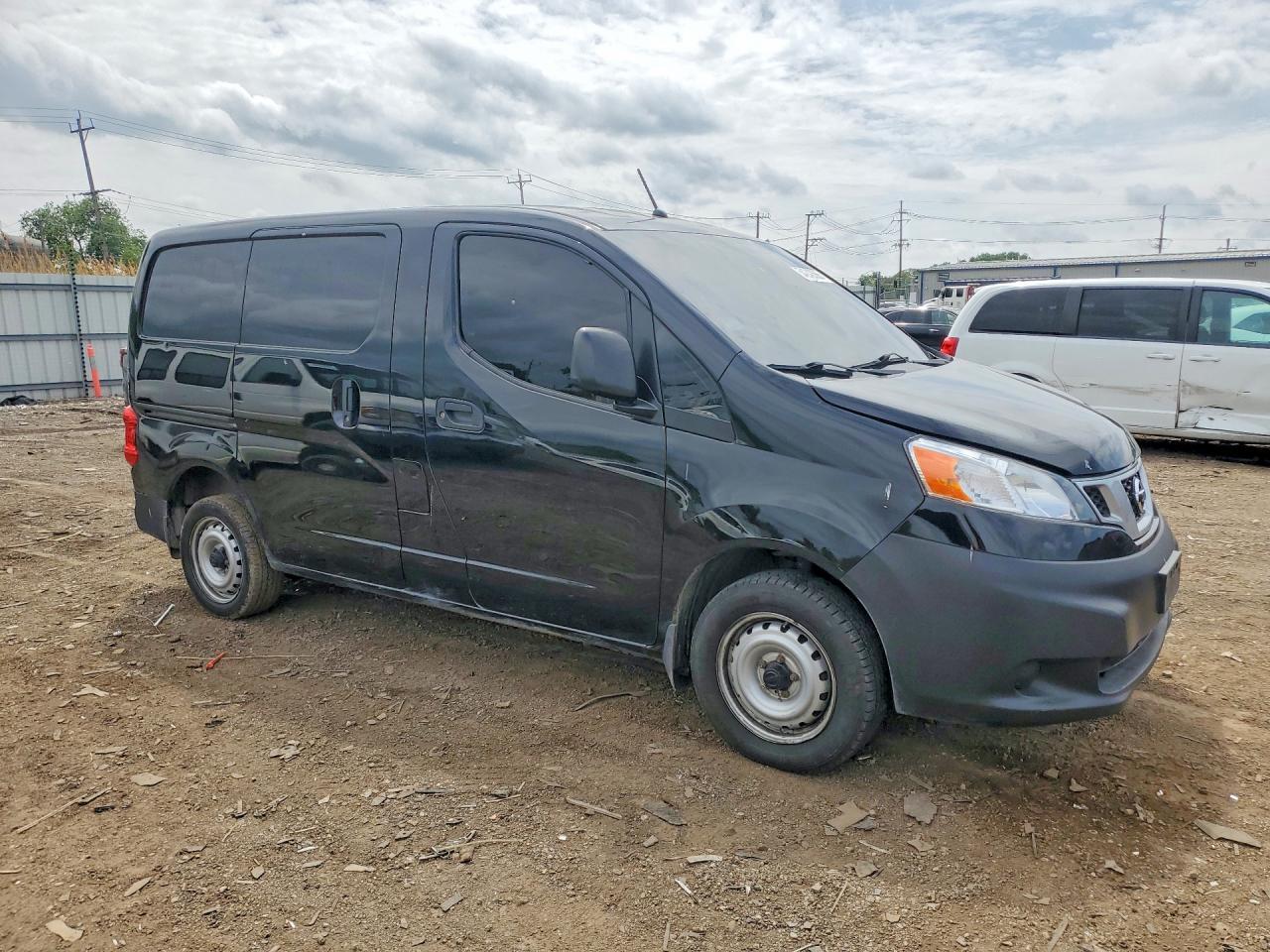 2015 Nissan Nv200 S - Фото 4