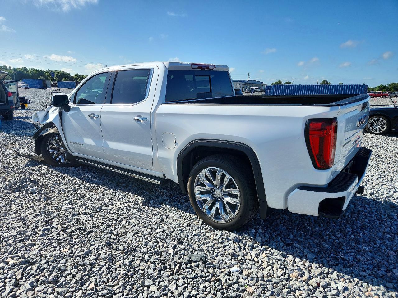 2025 GMC Sierra K1500 Denali - Фото 2