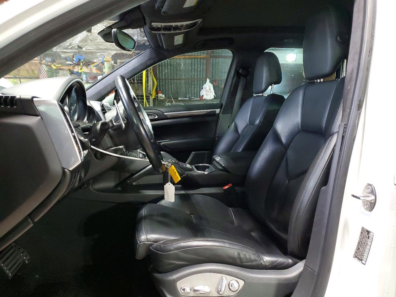 2013 Porsche Cayenne Gts - Image 7