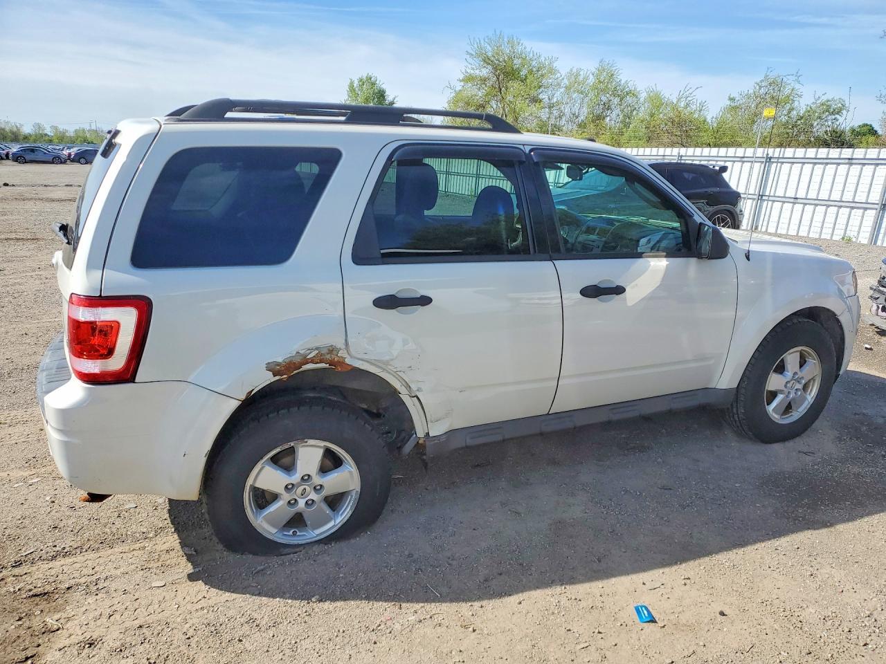 2011 Ford Escape Xlt - Фото 3