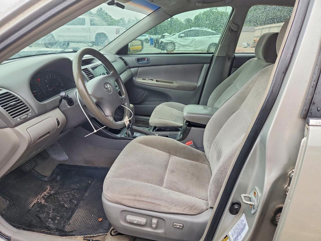 2004 Toyota Camry Le - Фото 7