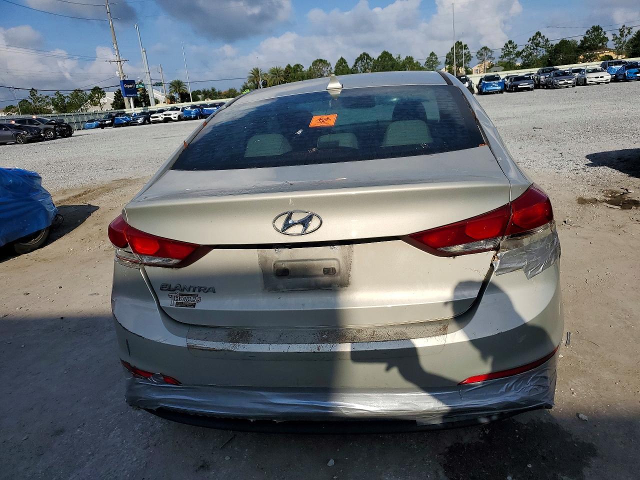 2018 Hyundai Elantra Value Edition - Фото 6