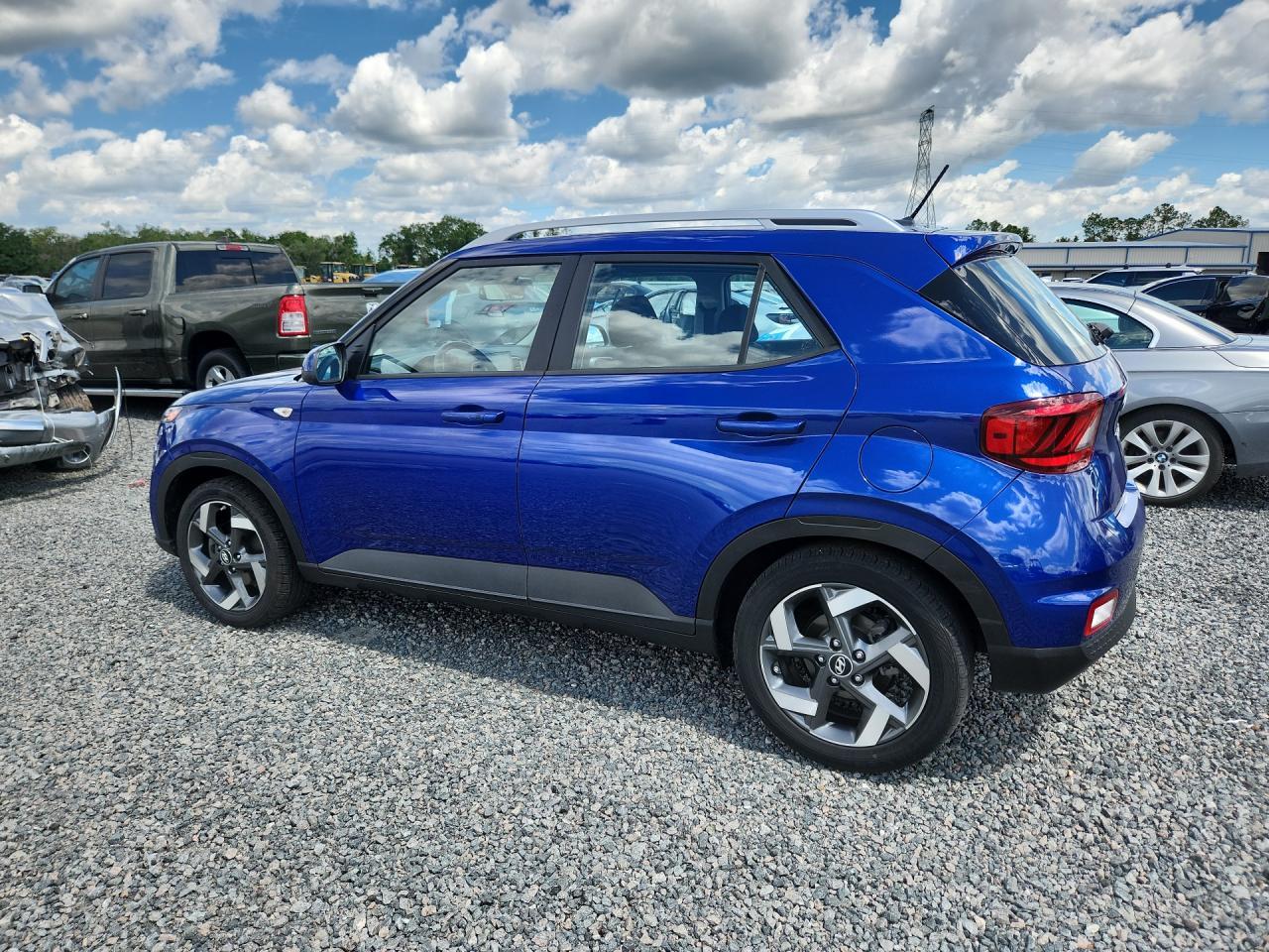 2024 Hyundai Venue Sel - Фото 2