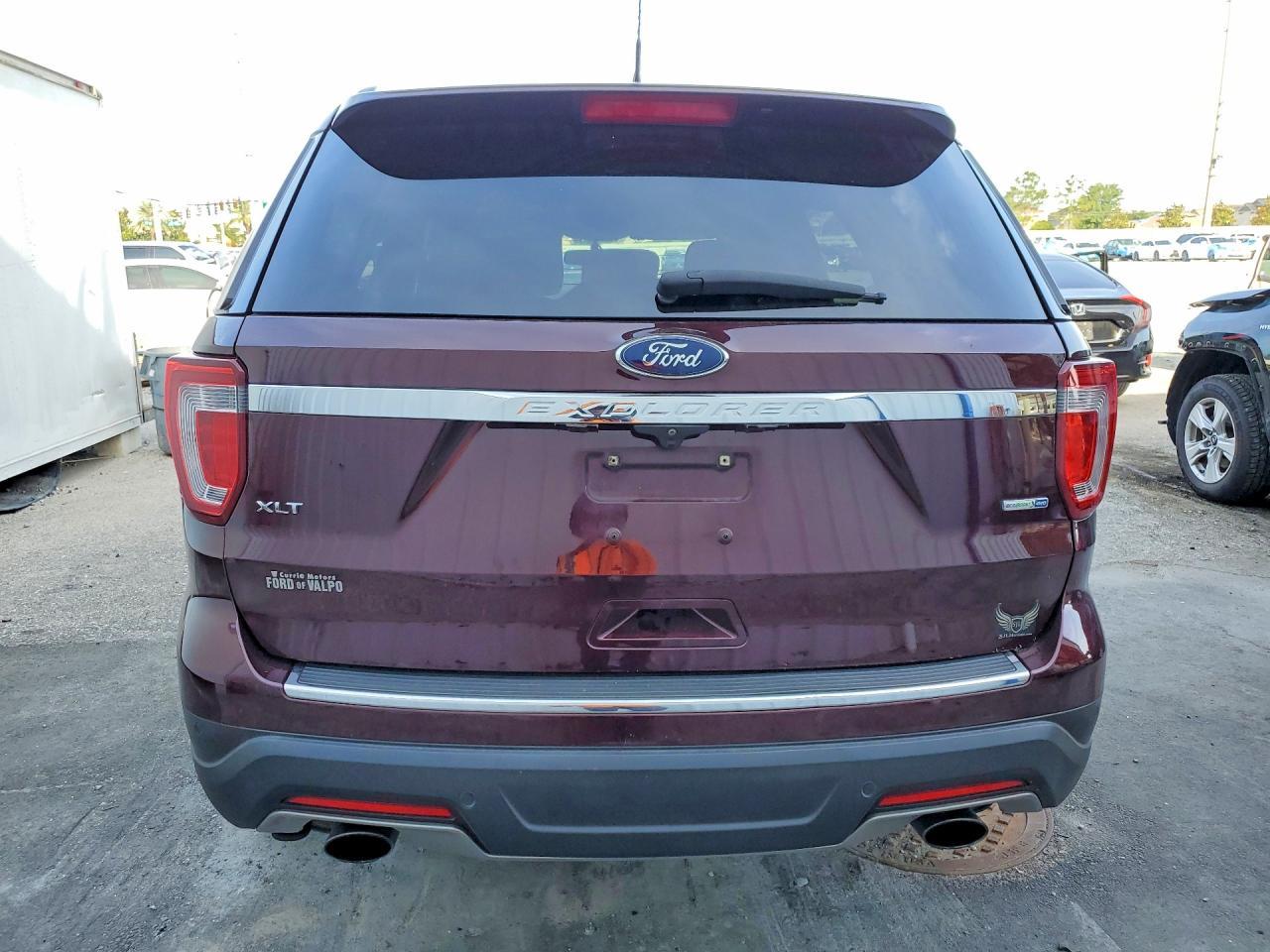 2018 Ford Explorer Xlt - Фото 6