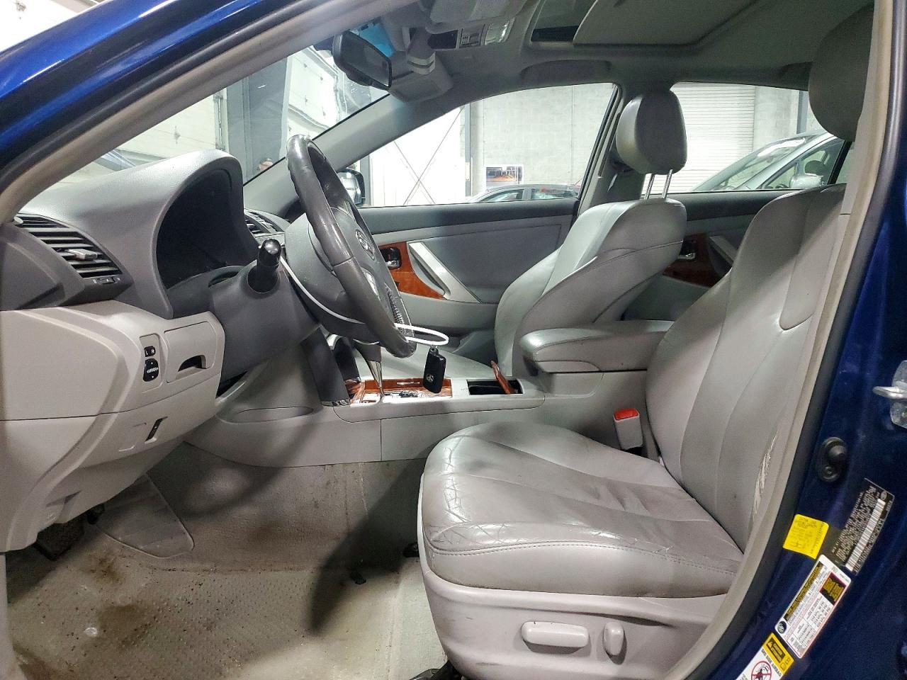 2011 Toyota Camry Xle V6 - Фото 7