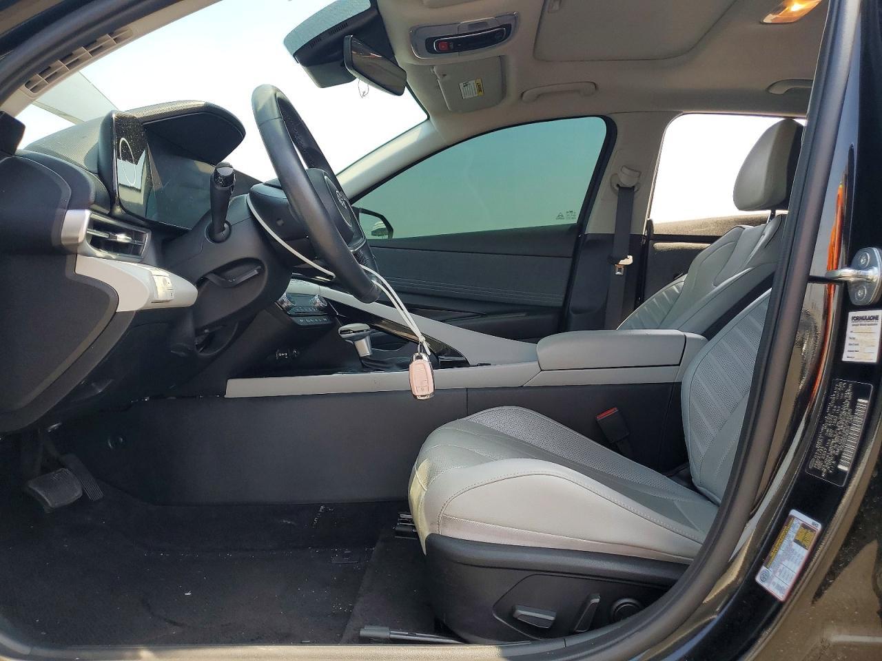 2023 Hyundai Elantra Limited - Фото 7