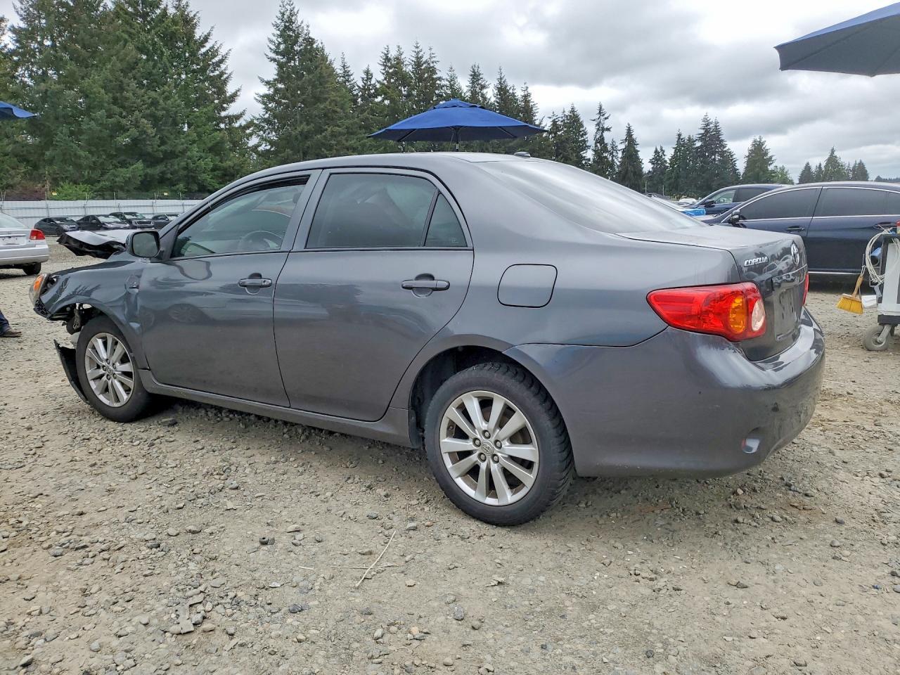 2010 Toyota Corolla Le - Фото 2