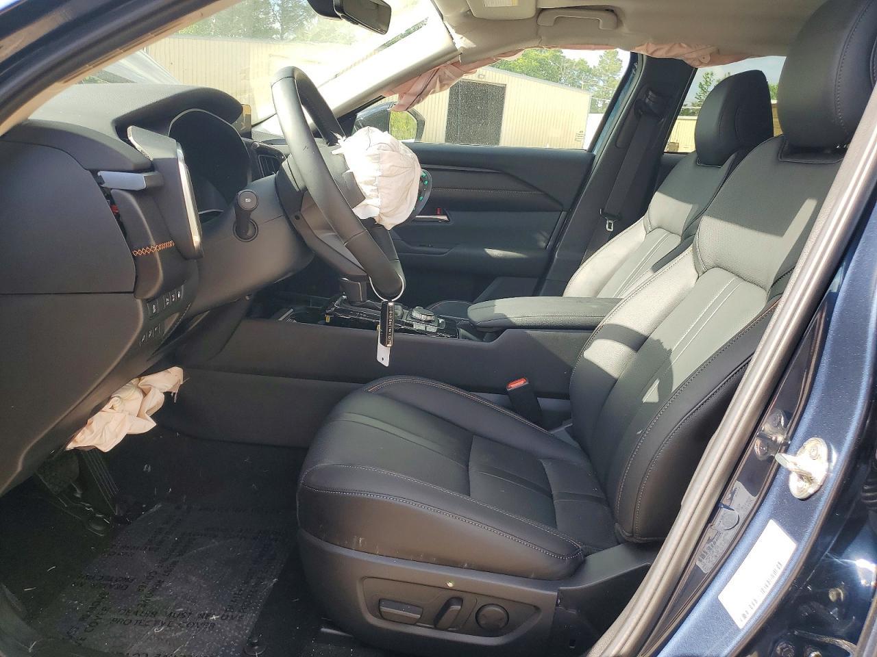 2026 Mazda Cx-50 Premium Plus - Image 7