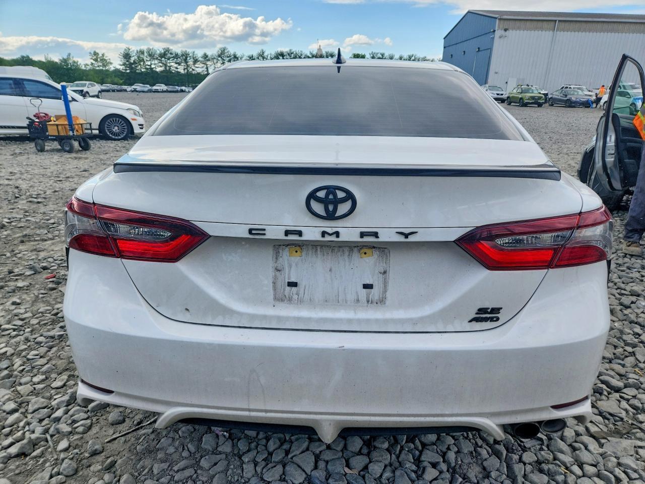 2024 Toyota Camry Se Nightshade - Фото 6