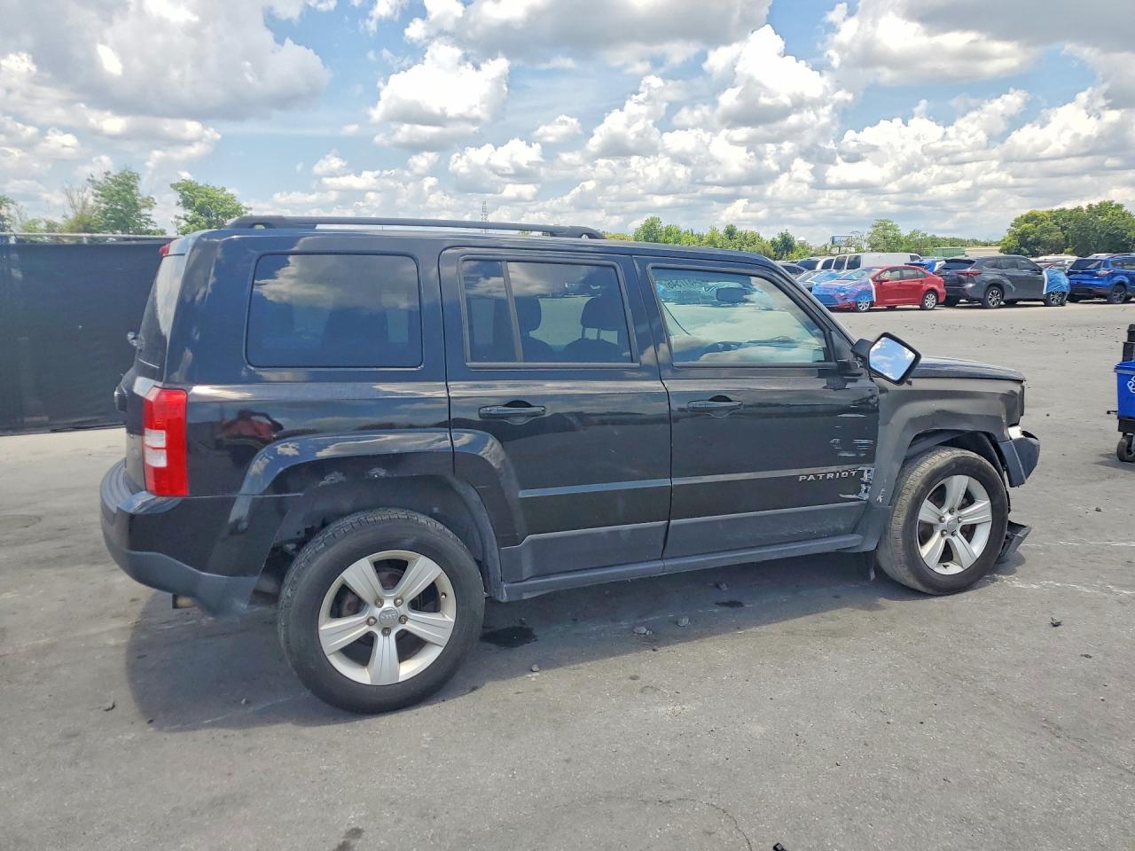 2016 Jeep Patriot Latitude - Фото 3