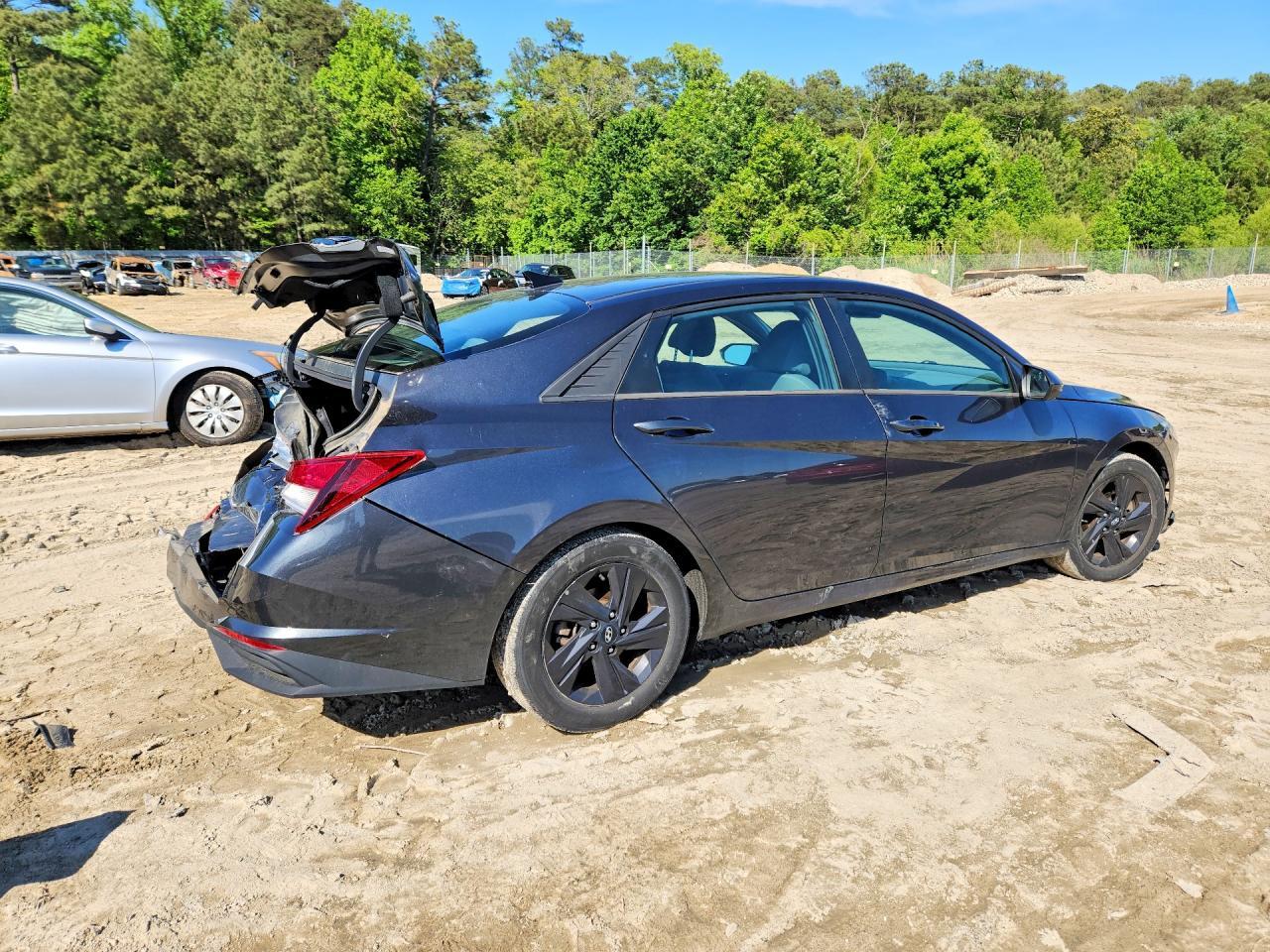2022 Hyundai Elantra Sel - Фото 3