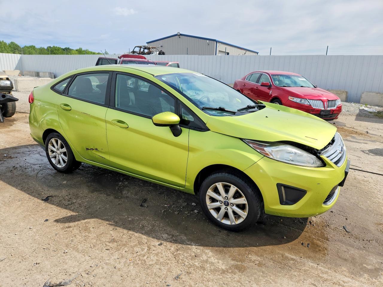 2011 Ford Fiesta Se - Image 4