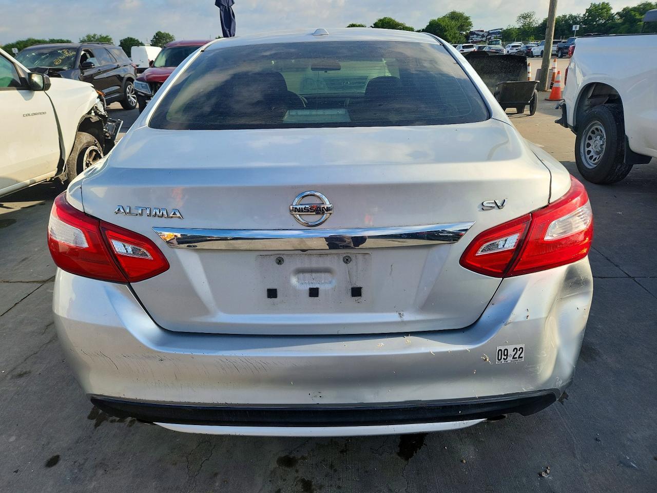 2017 Nissan Altima 2.5 Sv - Image 6