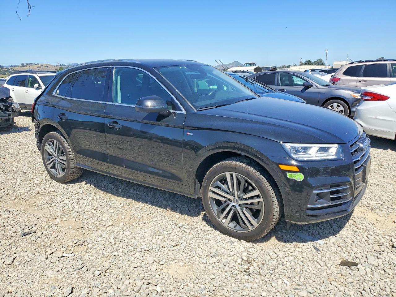 2020 Audi Q5 E Premium Plus - Image 4