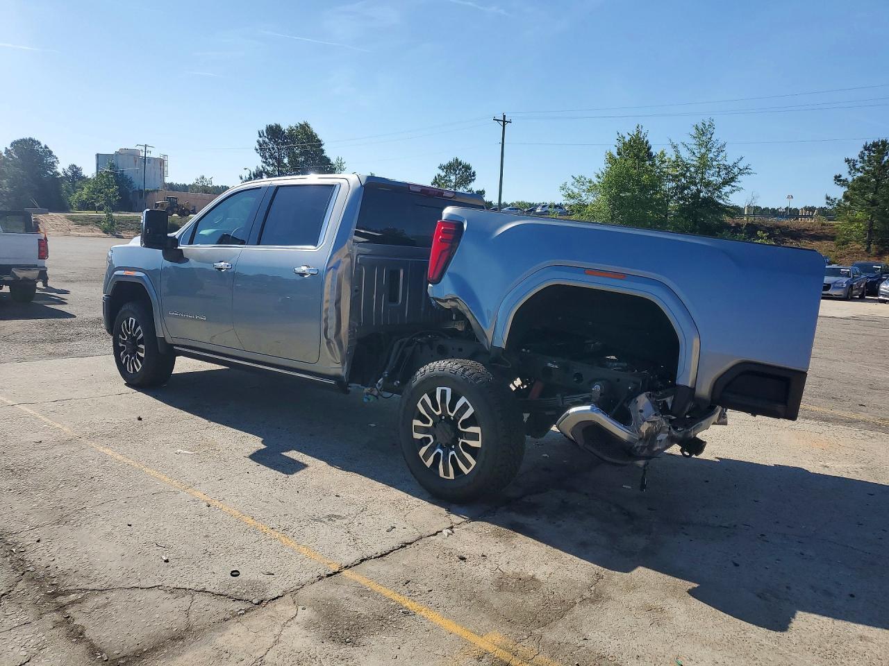 2026 GMC Sierra K2500 Denali Ultimate - Фото 2