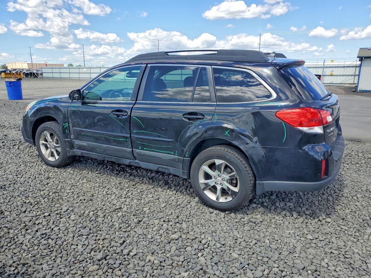 2013 Subaru Outback 2.5I Limited - Фото 2