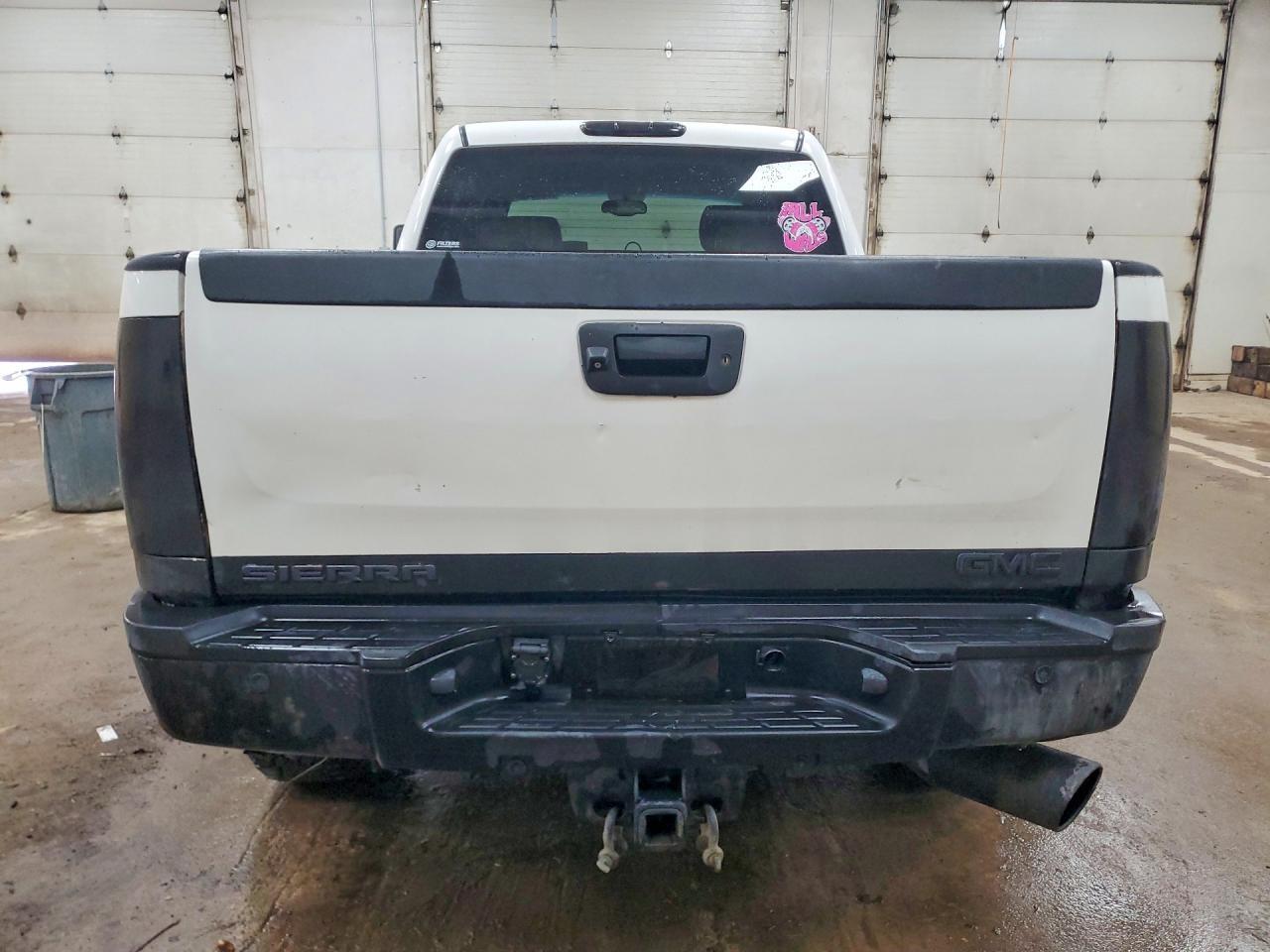2011 GMC Sierra K3500 Denali - Image 6