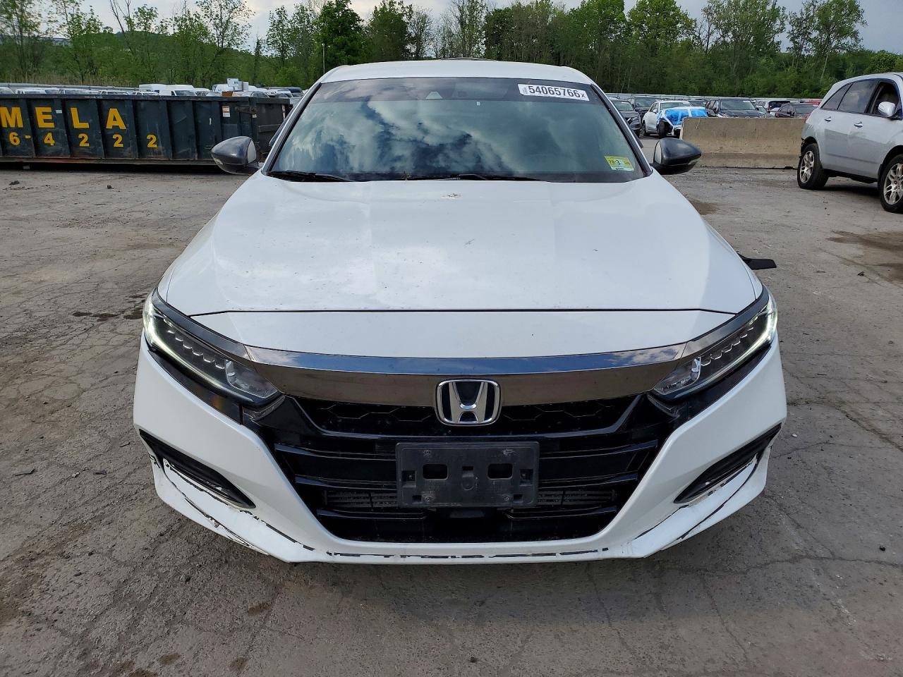 2019 Honda Accord Sport - Image 5