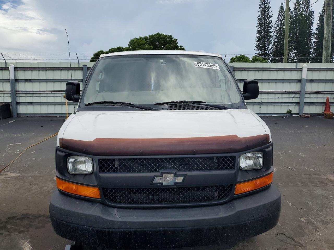 2014 Chevrolet Express G1500 - Image 5