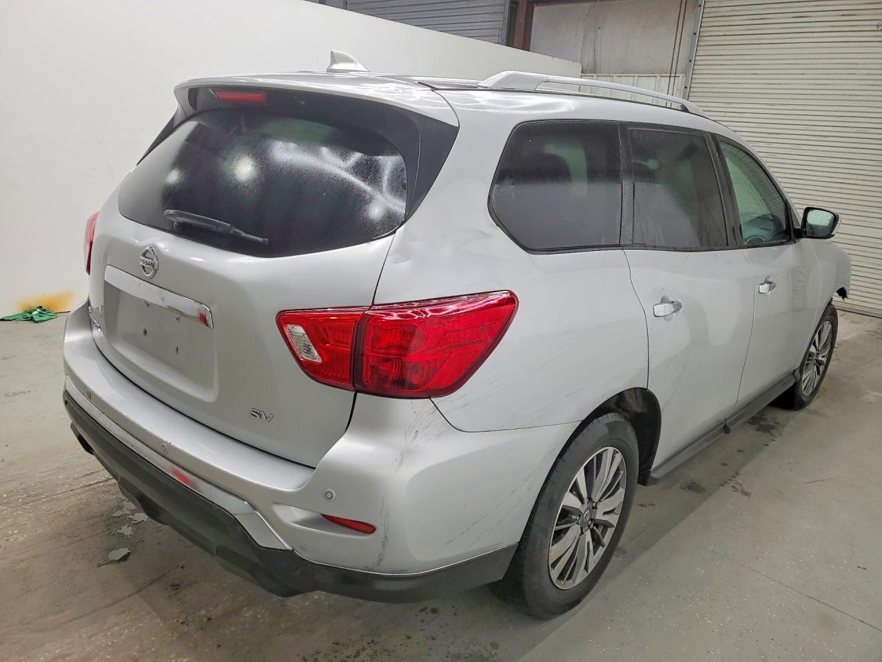 2020 Niss Pathfinder Sv - Image 3