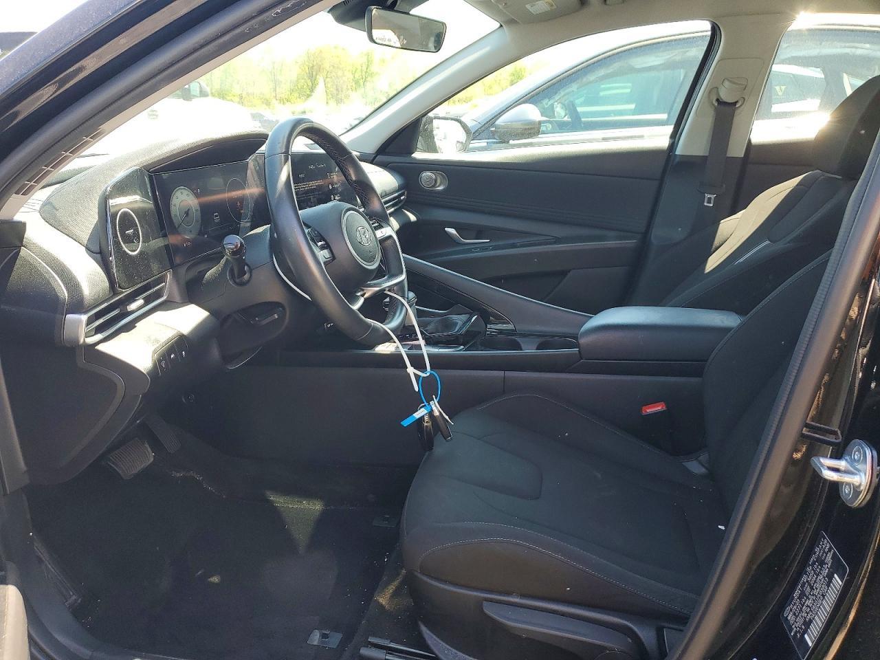 2023 Hyundai Elantra Sel - Image 7