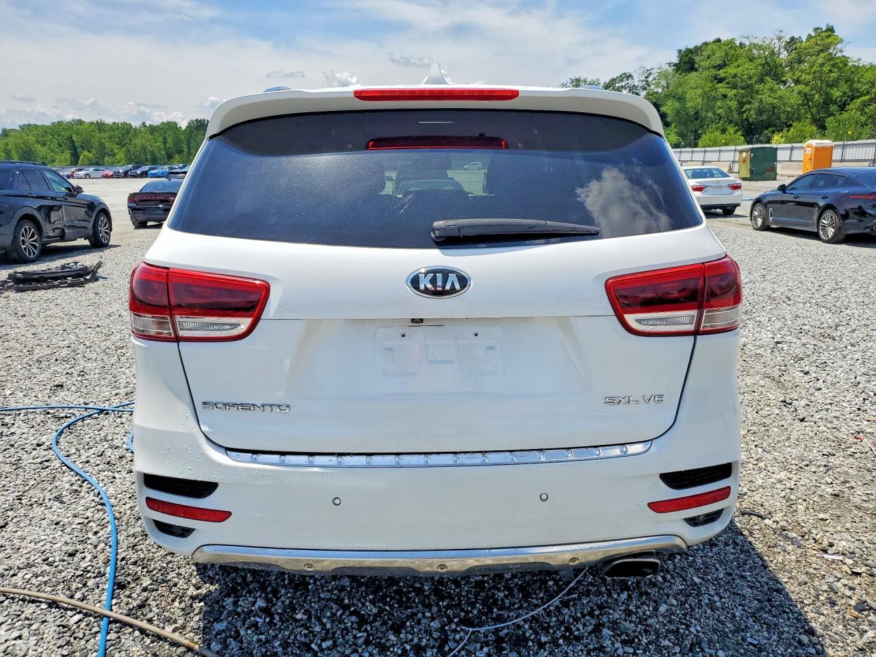 2016 Kia Sorento - Фото 6