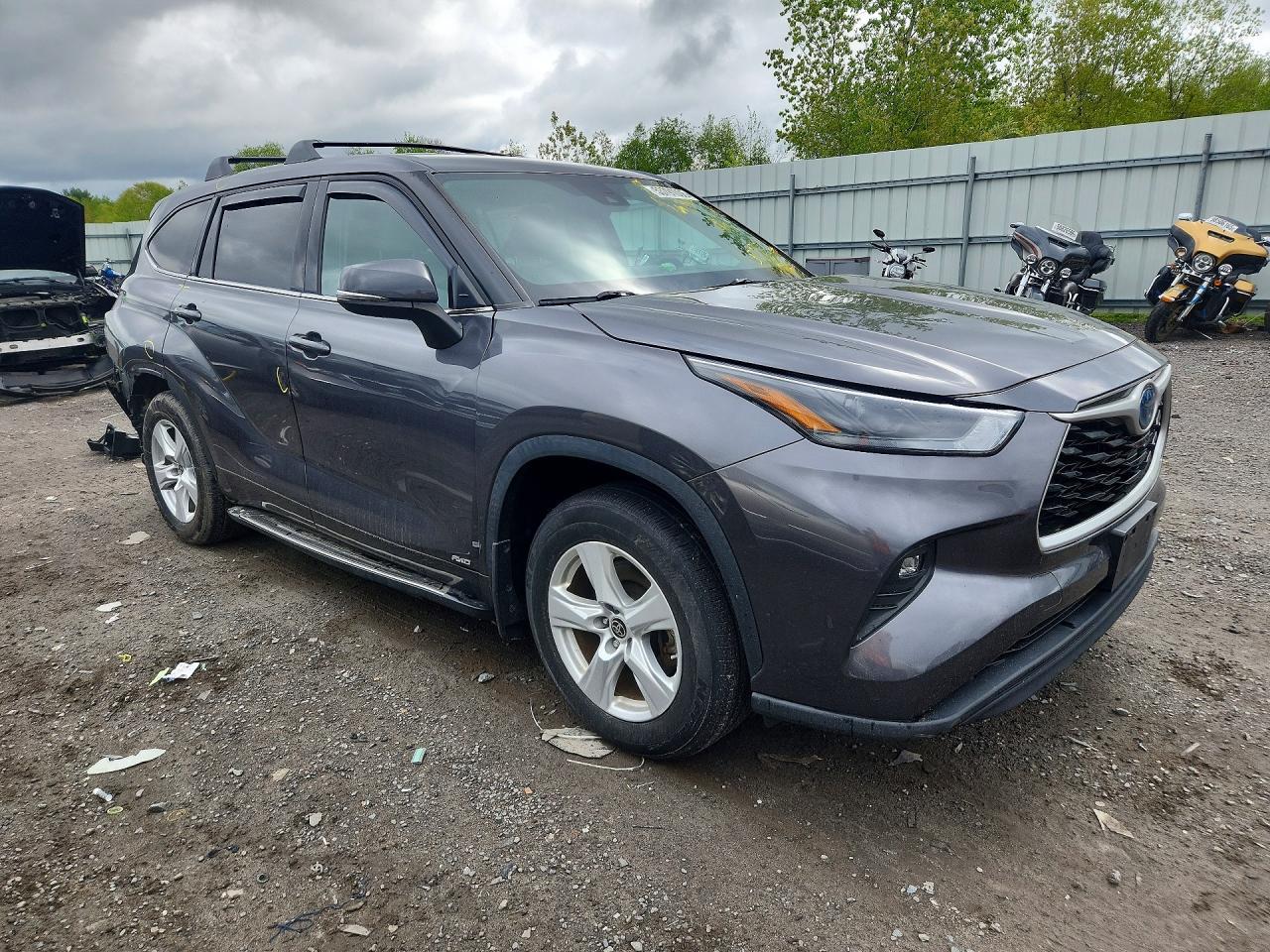2022 Toyota Highlander Hybrid Le - Фото 4