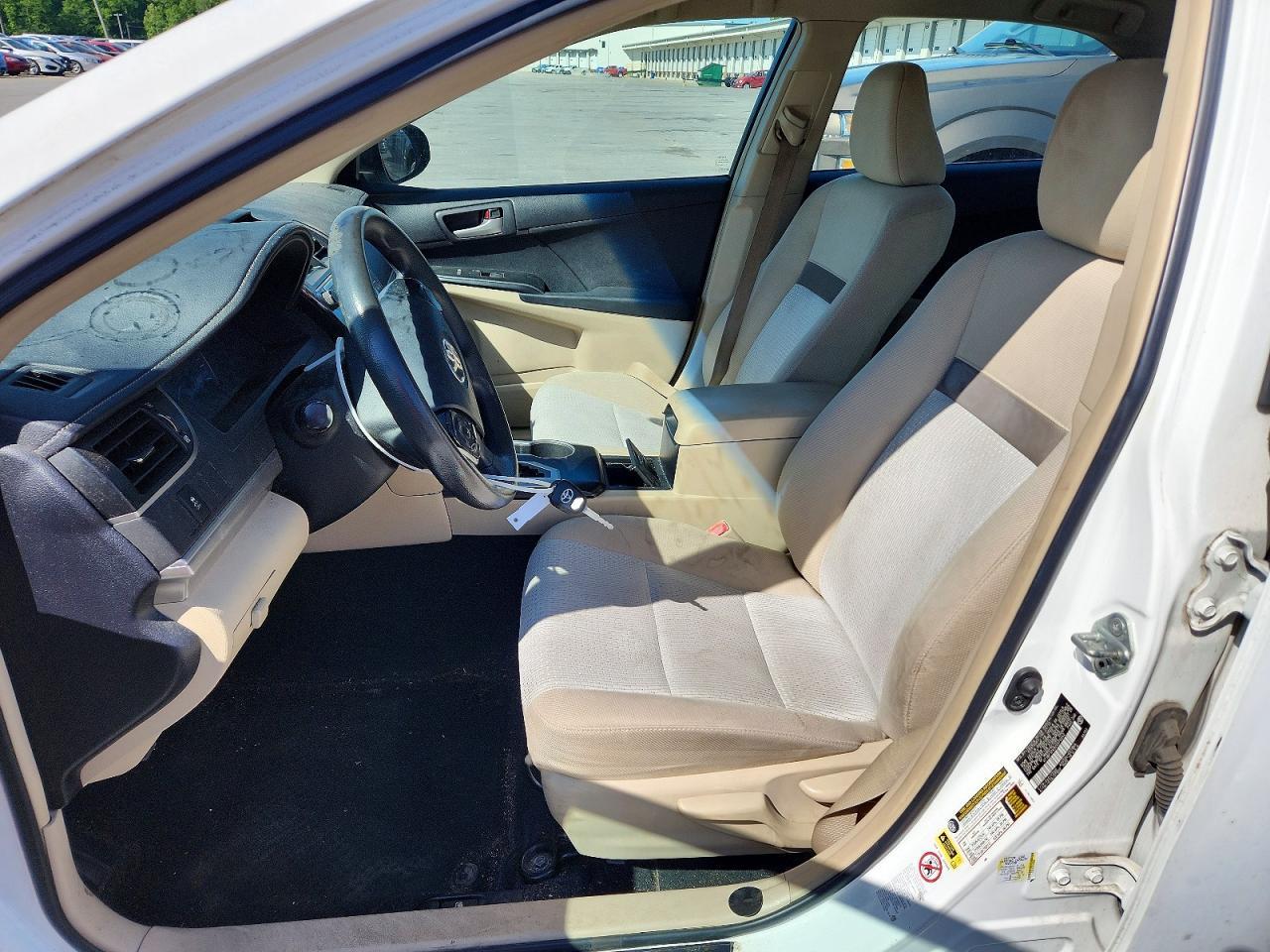 2012 Toyota Camry Le - Фото 7