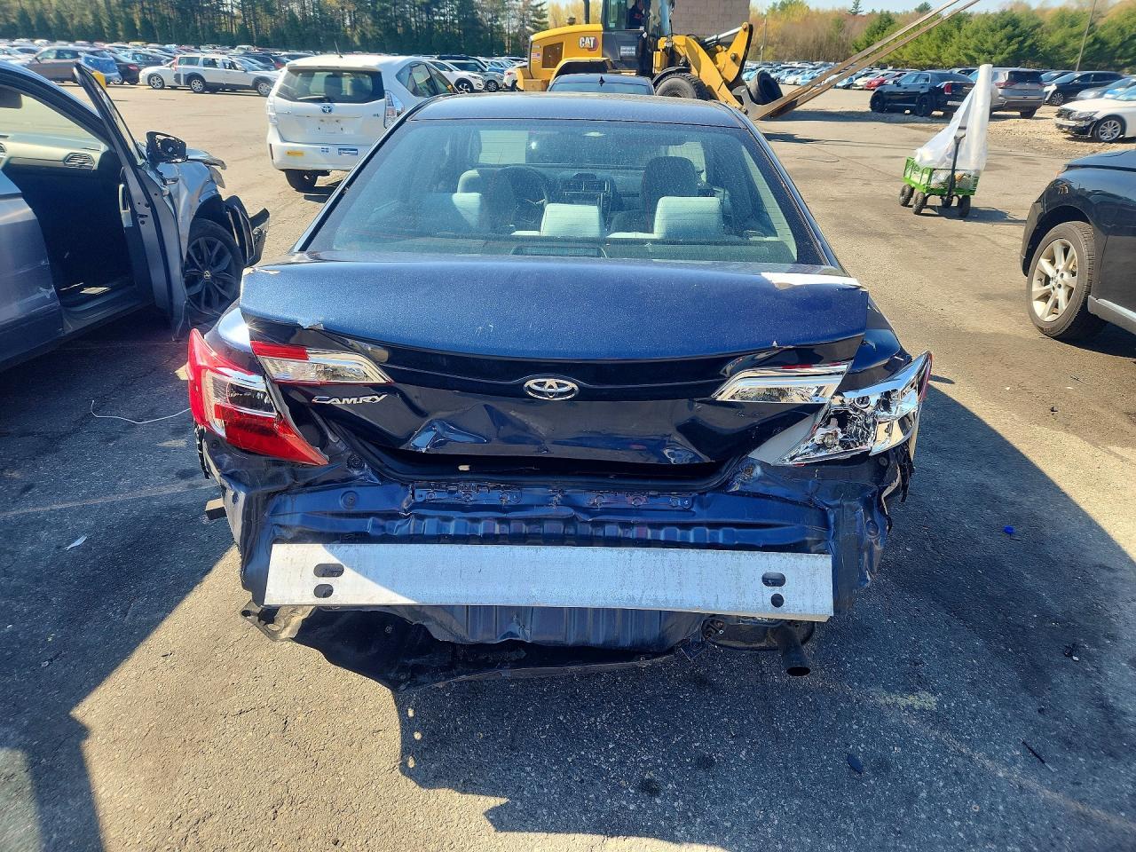 2014 Toyota Camry Le - Фото 6
